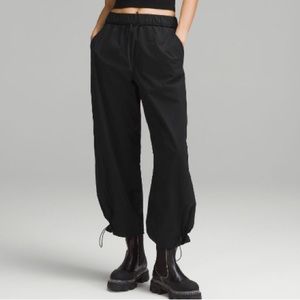 On the move light weight cargo pants